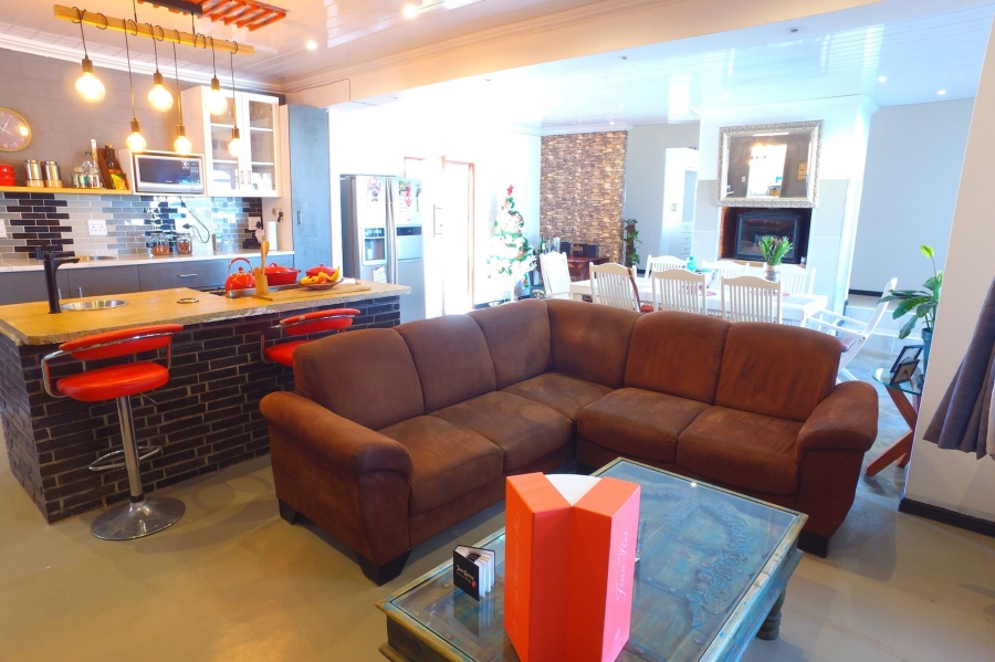 2 Bedroom Property for Sale in Franskraal Western Cape